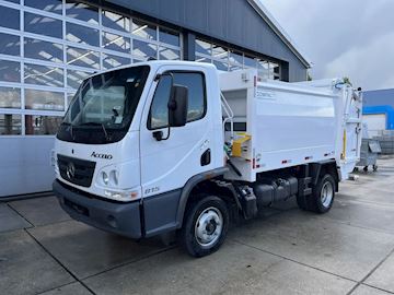 Mercedes-Benz Accelo 815 4x2 Garbage Compactor (2 units) Accelo 815 4x2 Garbage Compactor (2 units)