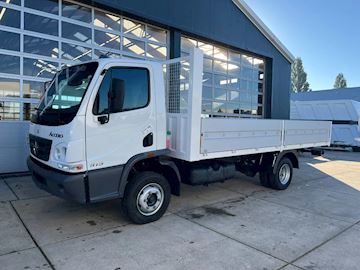 Mercedes-Benz Accelo 915 4x2 Flatbed with dropsides